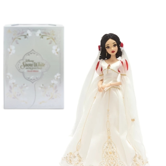 Disney Other - Snow White Limited Edition Doll, 85th Anniversary